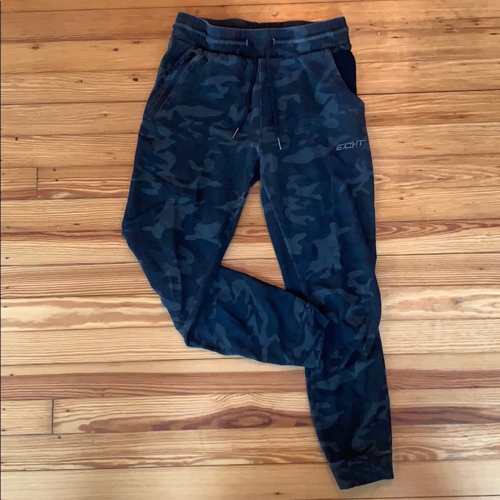Echt Camo Joggers - Women